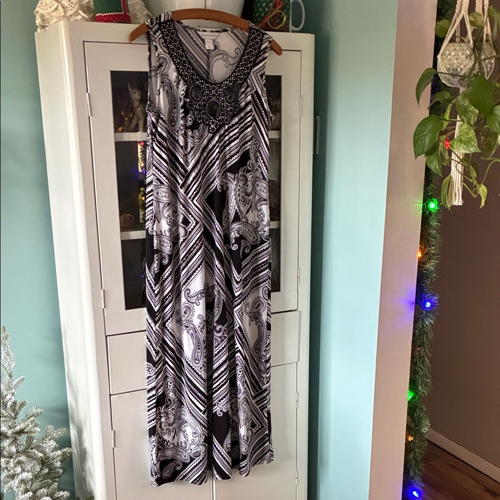 Christopher & Banks sz S Patterned Dress like new! Bling embellishment